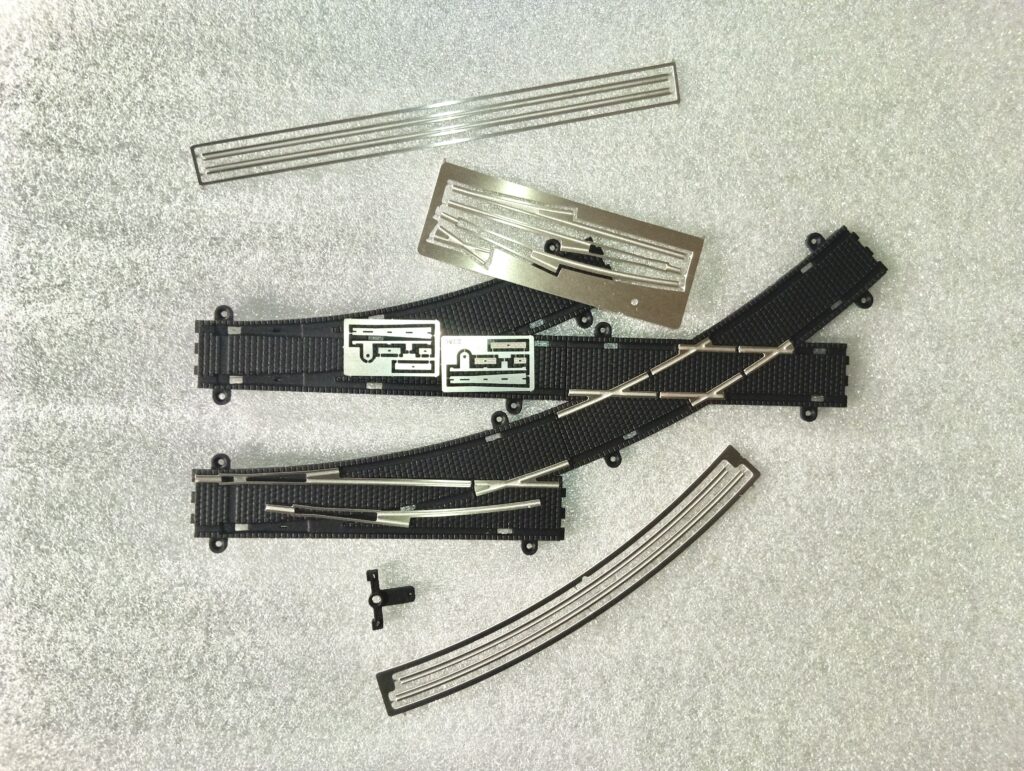 NEUHEIT: Die Zweizungenweichen im TramTrack Rillenschienensystem sind fertig!